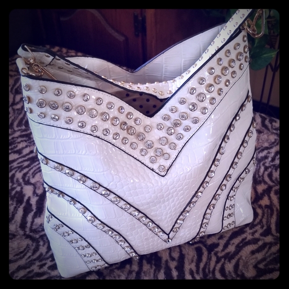 Ashley Stewart Handbags - Blingy White Rhinstone Purse